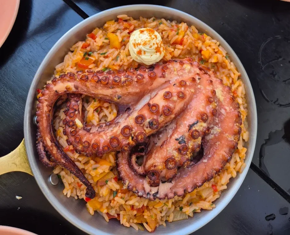 Historic Mansion in Urca - Seafood - Image